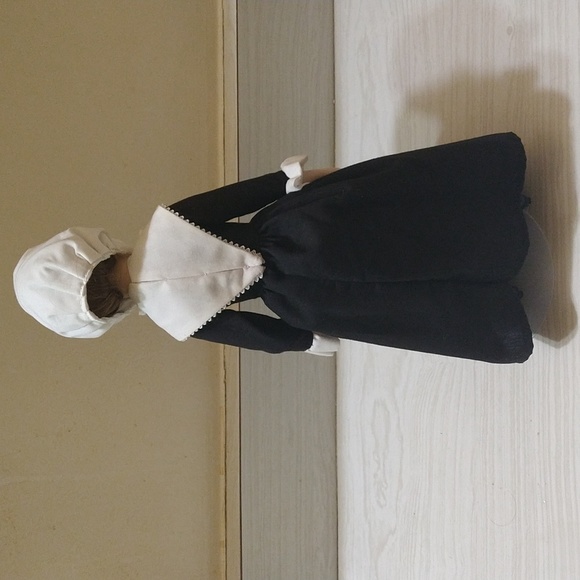 Vintage Franklin Heirloom Doll - Picture 4 of 4